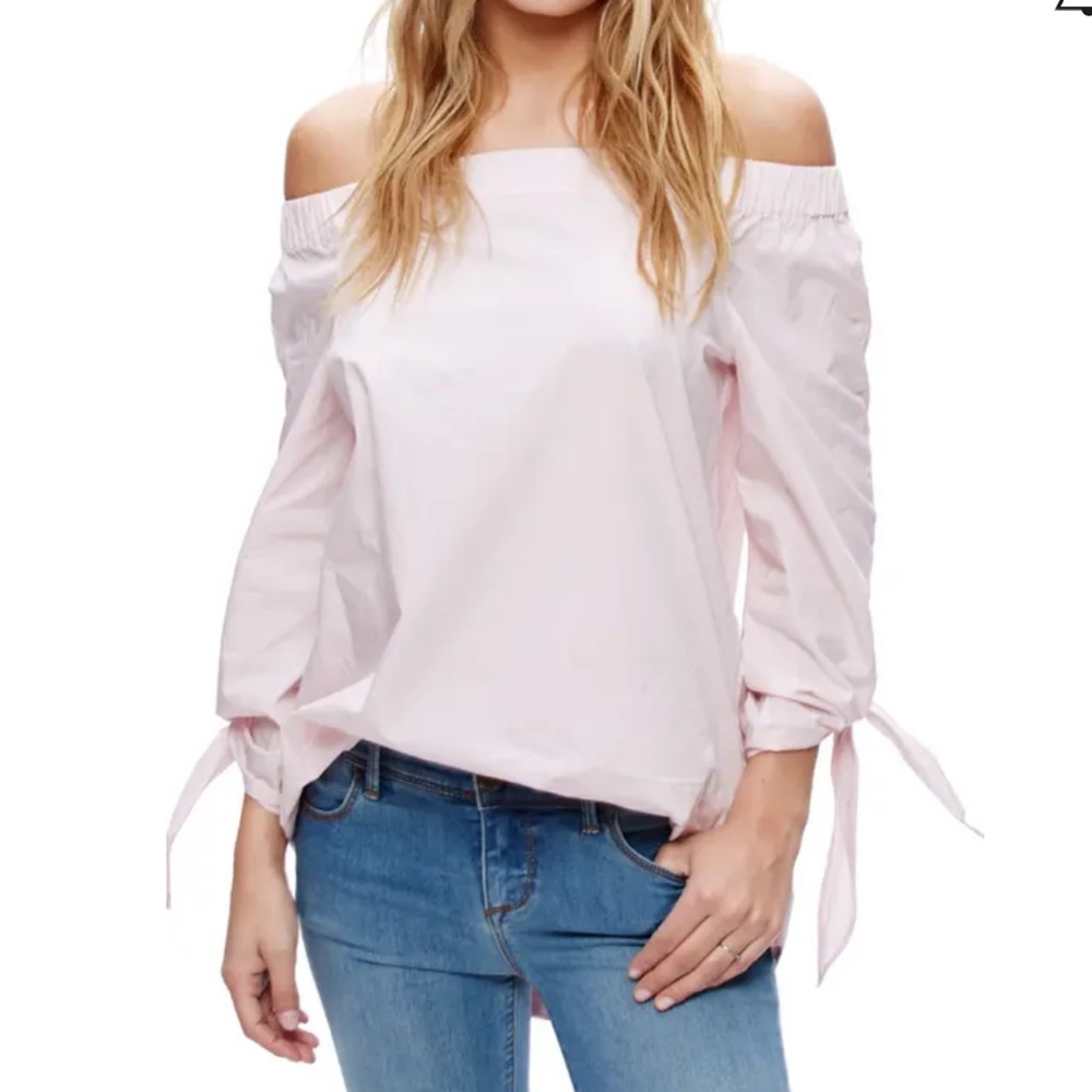 Free People Show me some shoulder Blouse In Pink